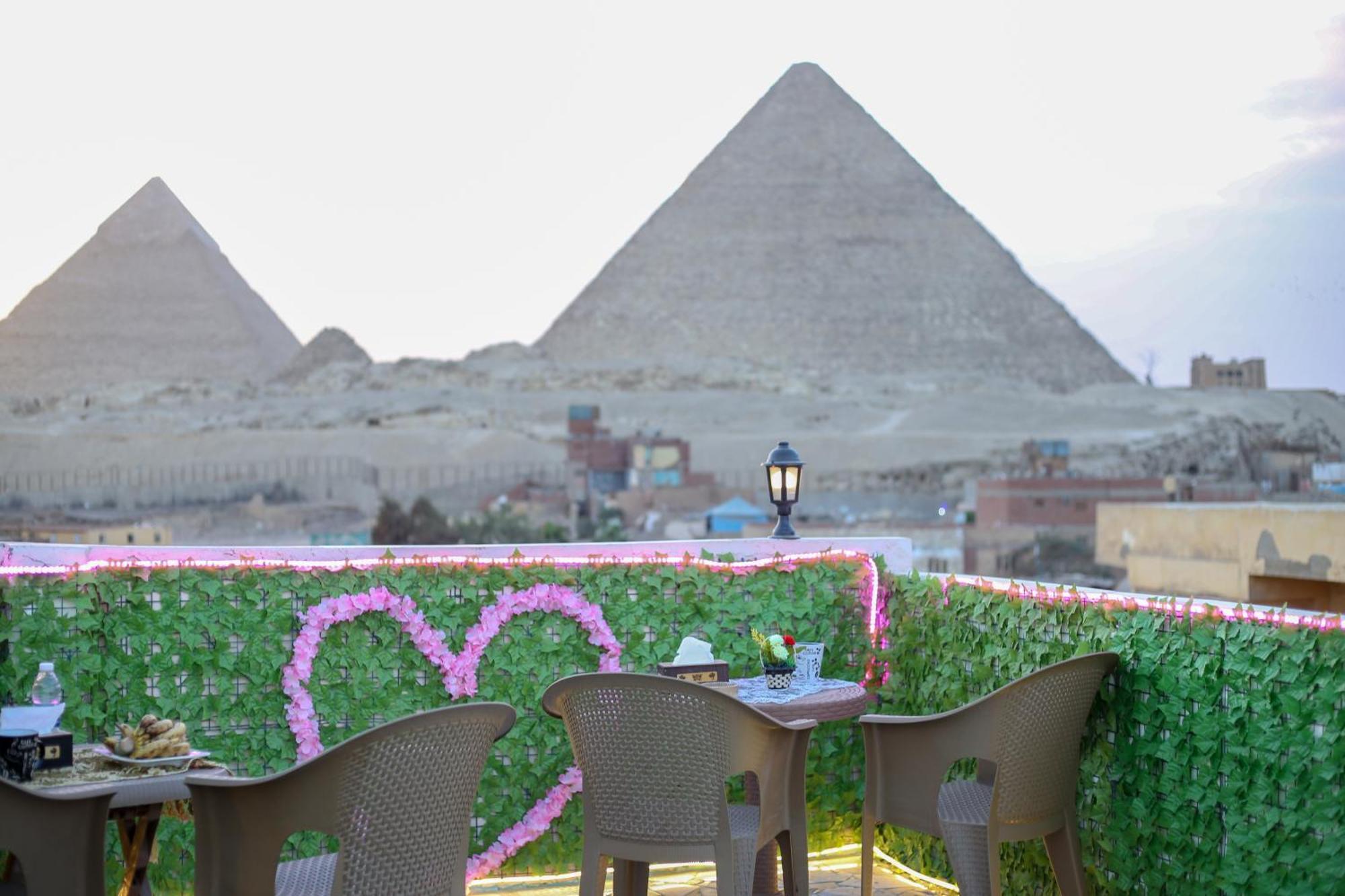 Pyramids Show Hotel Kafrat al Jabal Exterior photo